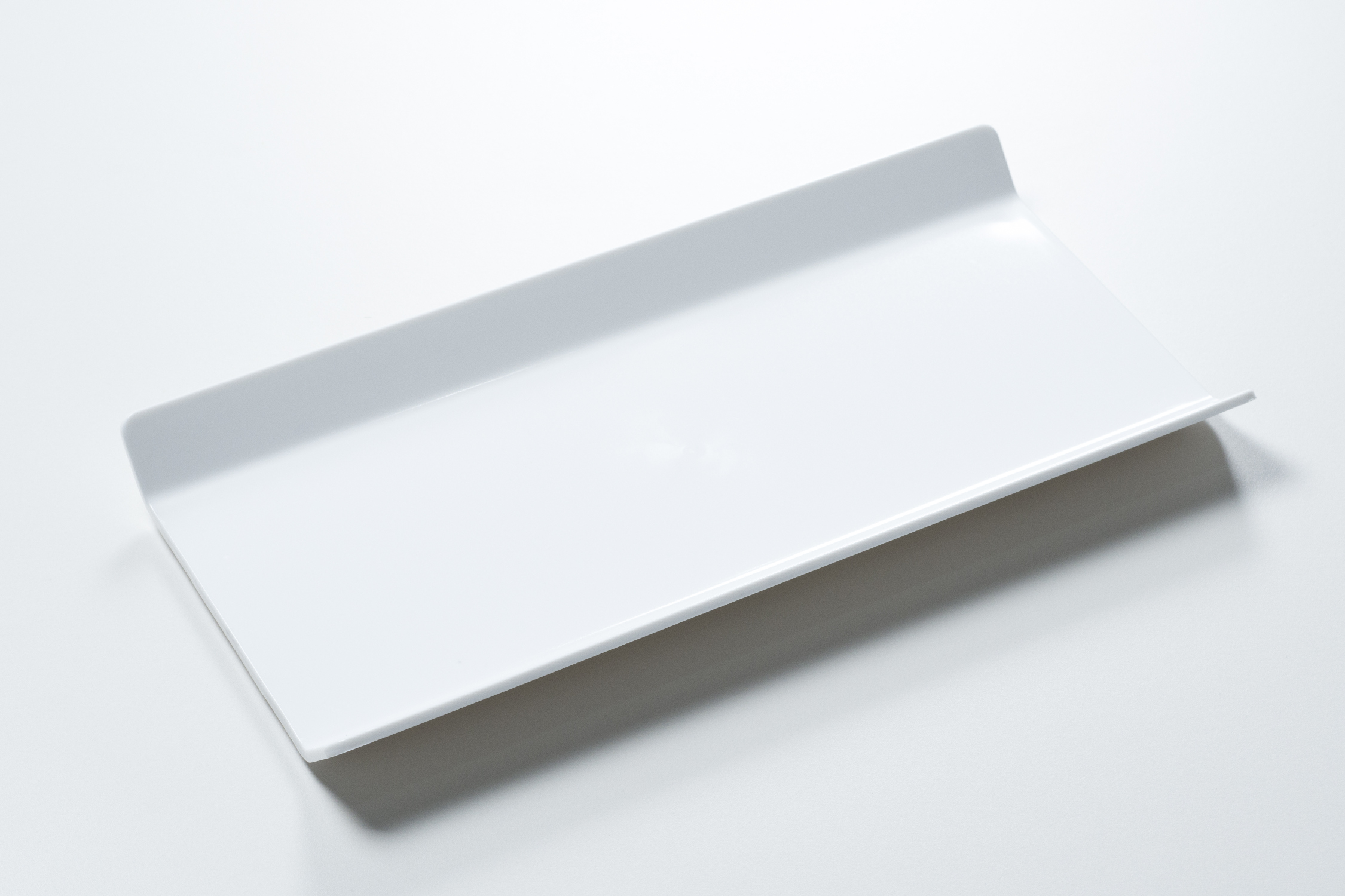 Rectangular tray