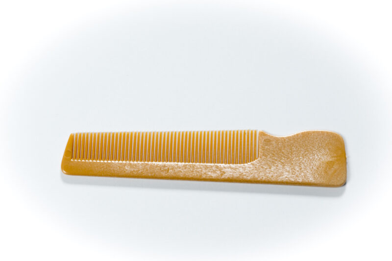 Comb with Handle 13 cms