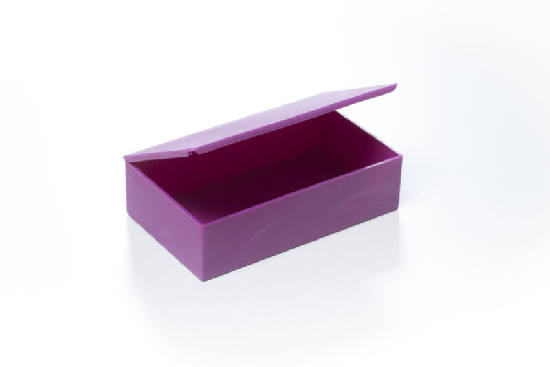 Boîte pliante rectangulaire 9x5,5 cm.