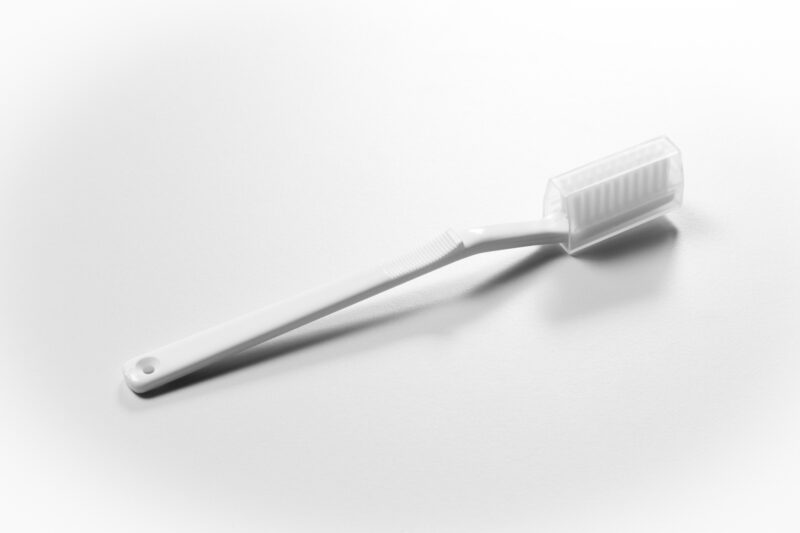 Toothbrush 17 cm. 30 locks